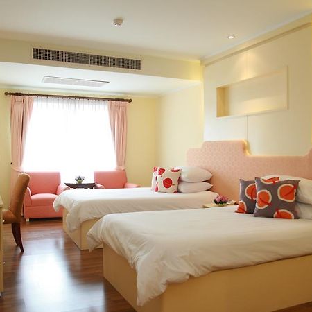 Hip Hotel Бангкок Экстерьер фото