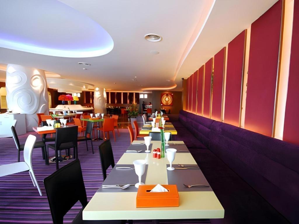 Hip Hotel Бангкок Экстерьер фото