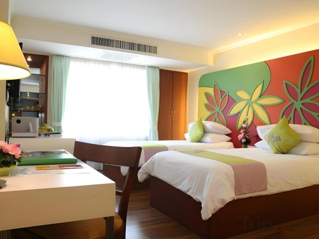 Hip Hotel Бангкок Экстерьер фото